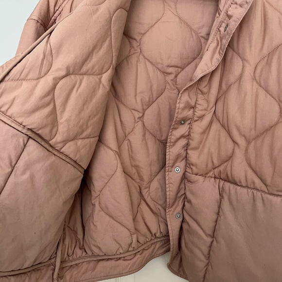 Black Tape quilted pink bomber - Picture 3 of 6